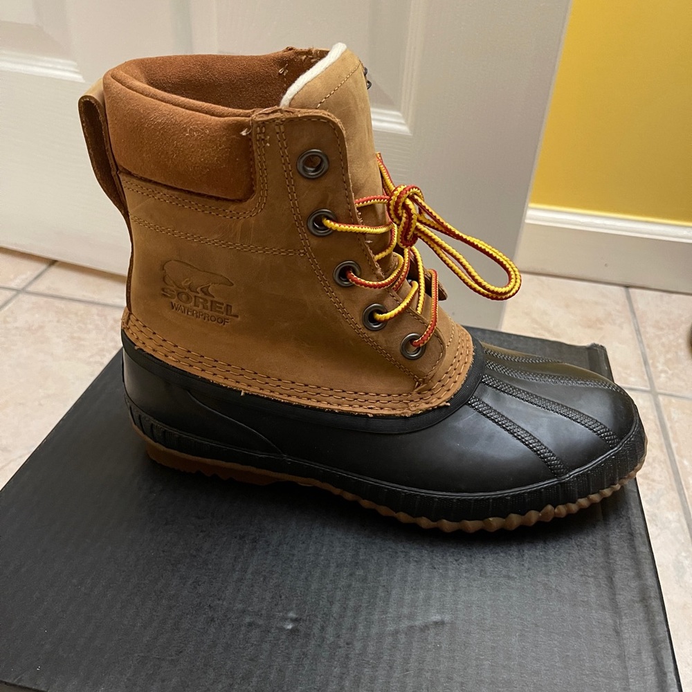 SOREL Cheyanne II Insulated Snow Boot Chipmunk Black Men’s Size 8 waterproof